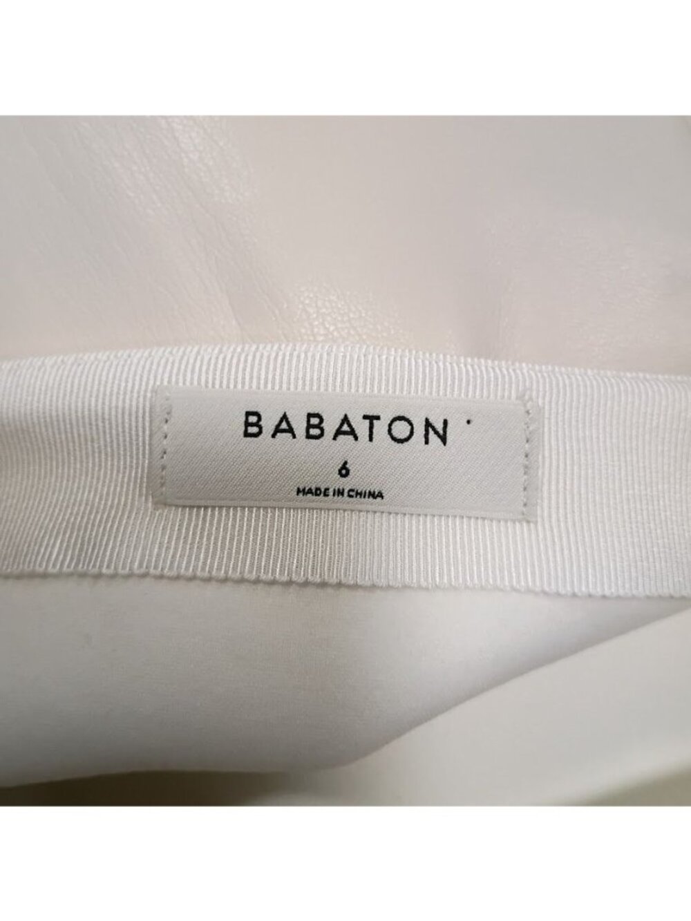 Babaton Cream Faux Leather Size 6 High-Waisted Mini Skirt - Picture 3 of 11